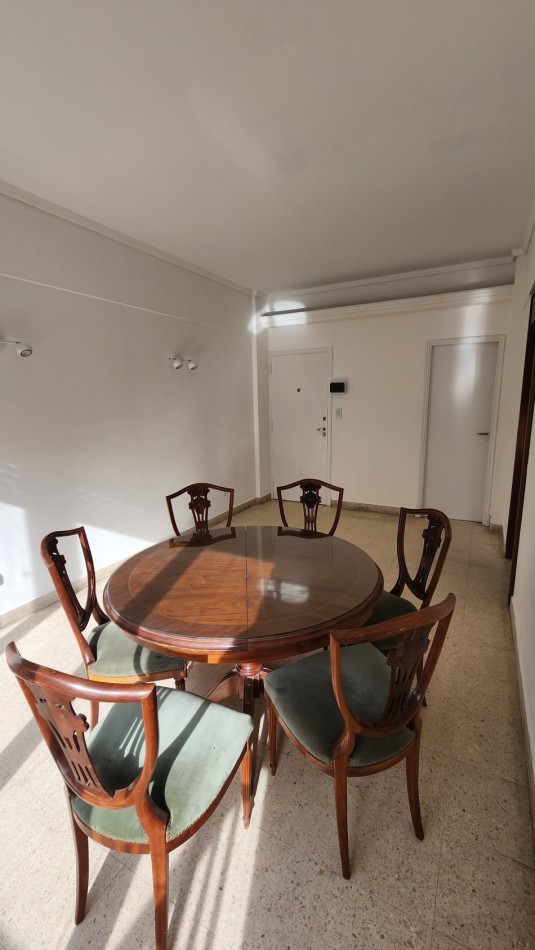 ALQUILER 24 MESES. Departamento 2 amb. a la calle