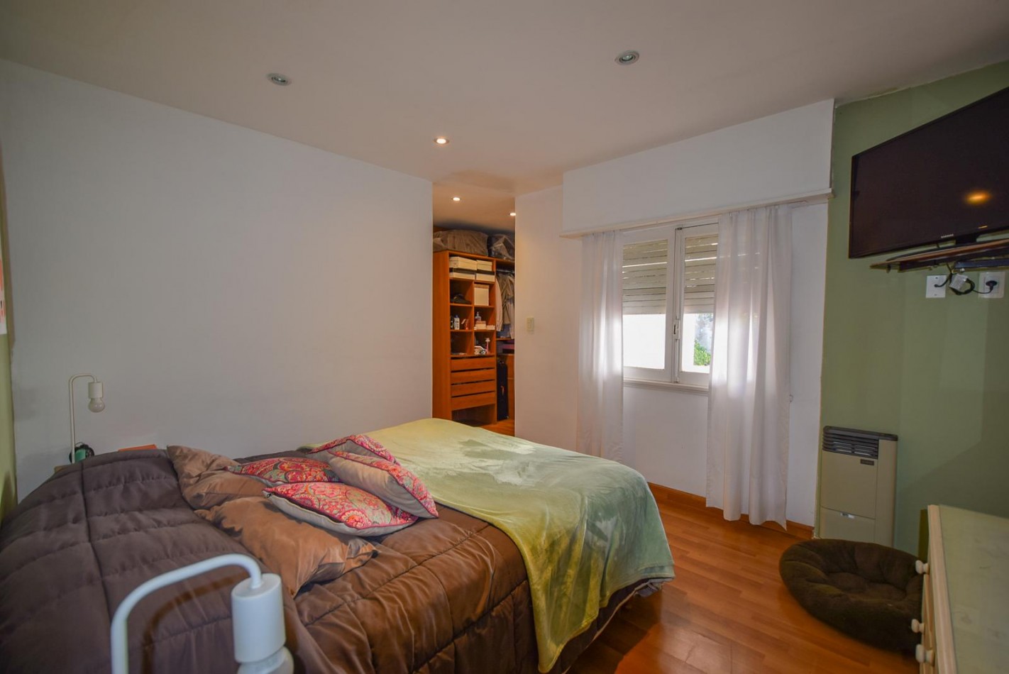 Exclusivo Chalet de 6 Ambientes en el Corazon de Barrio Chauvin