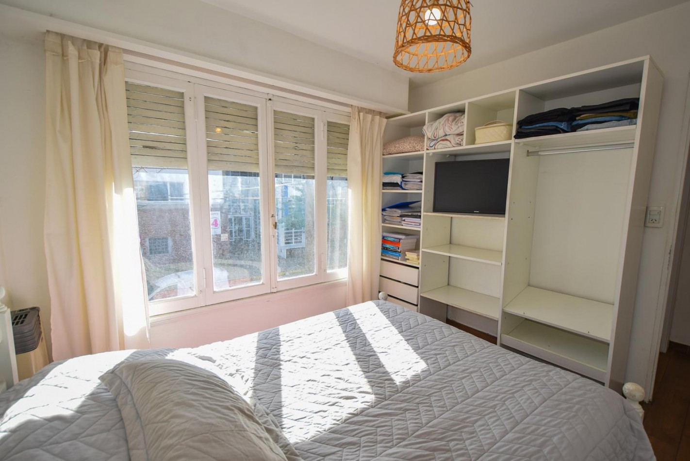 Exclusivo Chalet de 6 Ambientes en el Corazon de Barrio Chauvin