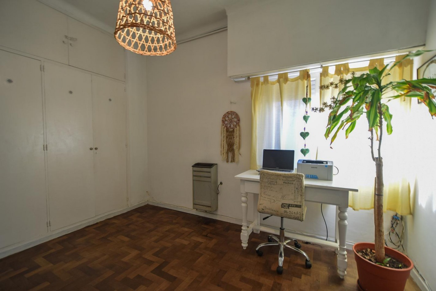 Exclusivo Chalet de 6 Ambientes en el Corazon de Barrio Chauvin