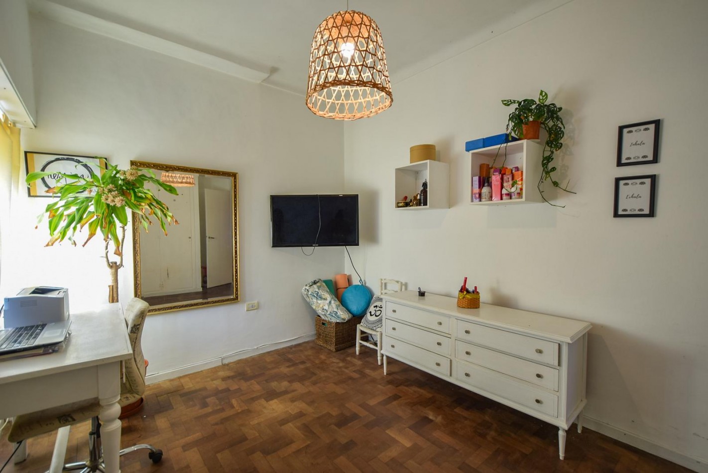 Exclusivo Chalet de 6 Ambientes en el Corazon de Barrio Chauvin