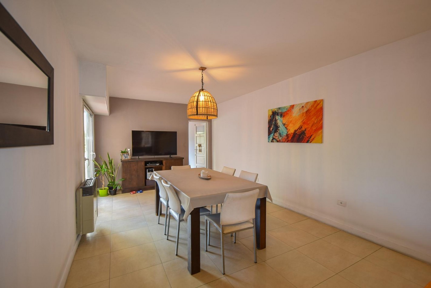 Exclusivo Chalet de 6 Ambientes en el Corazon de Barrio Chauvin